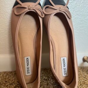 Steve Madden Two-Tone Ballet Flats